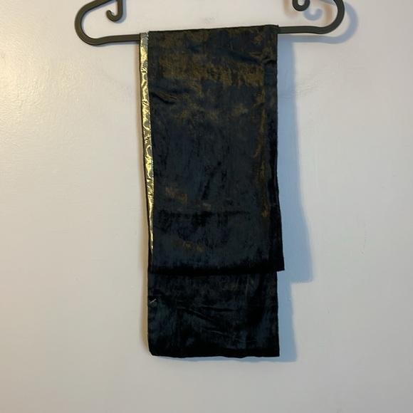 Mystique Infinity Wrap Black Velour and Silver Scarf OS - Picture 3 of 13